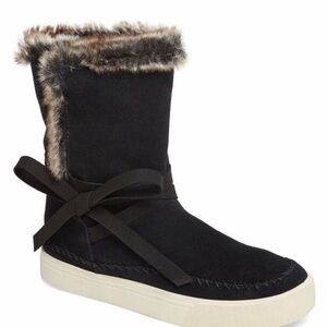 Tom’s Vista Women's Black Suede Fur-Lined Boots